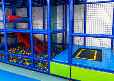 sala privada cumpleaños infantil Madrid Hanky Planet uso exclusivo